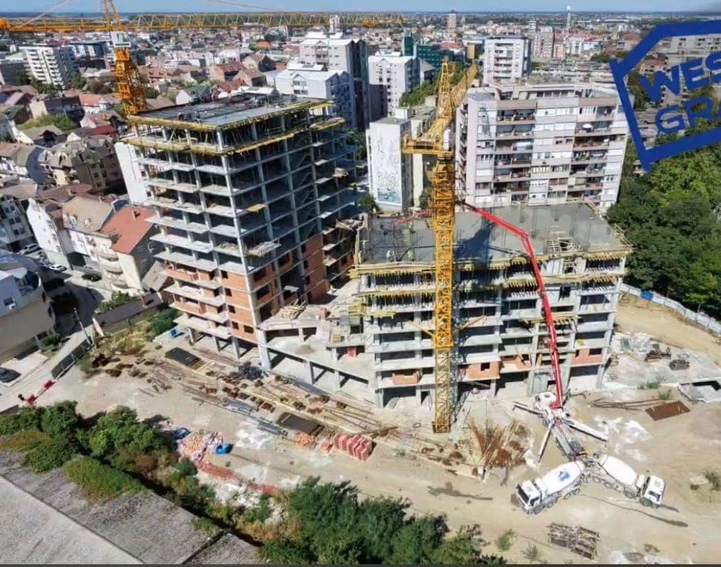 Lamele kompleksa u izgradnji, snimak iz vazduha